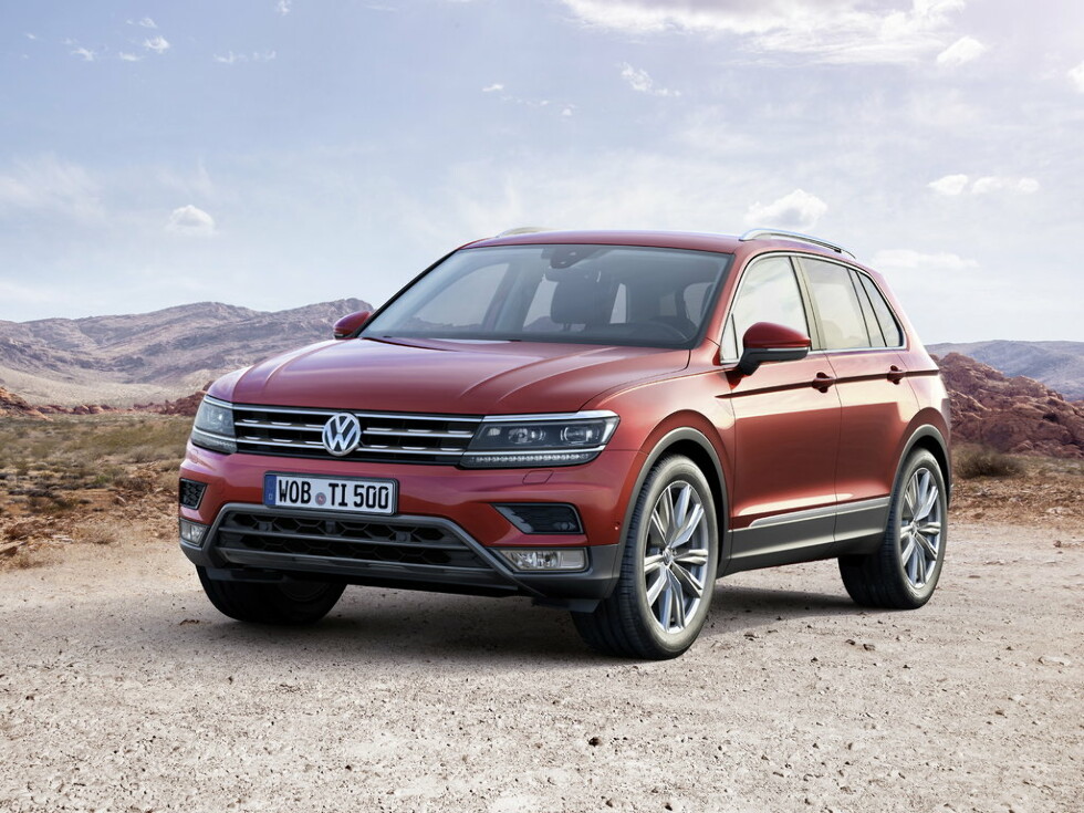 Коврики текстильные "Стандарт" для Volkswagen Tiguan II (suv / MK2) 2016 - 2020, черные, 5шт.